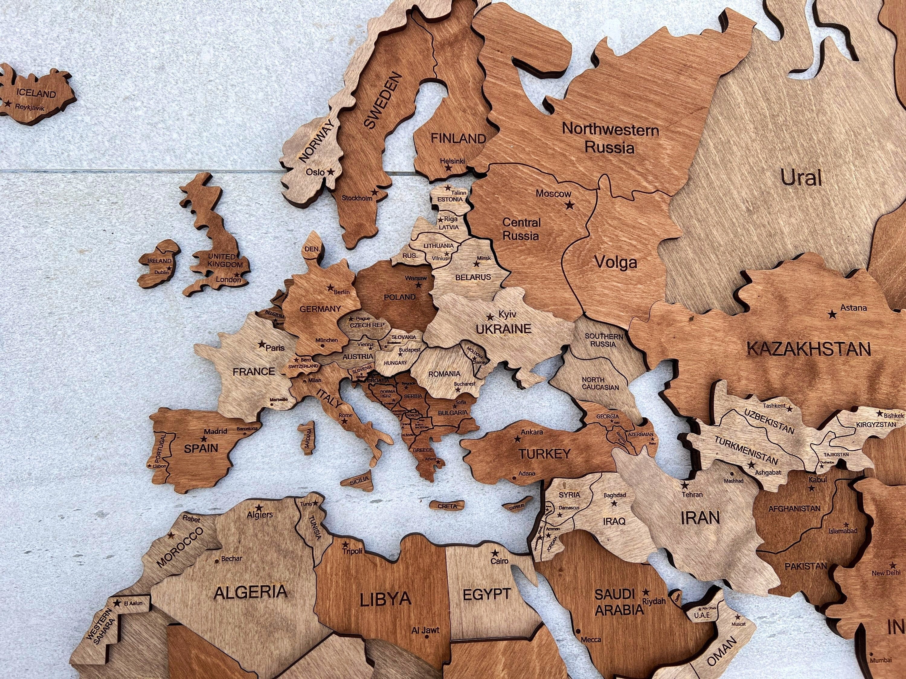 3D Wooden World Map - Graham Decors