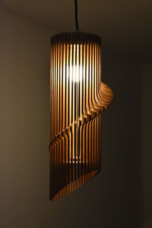 Twisted wooden lampshade
