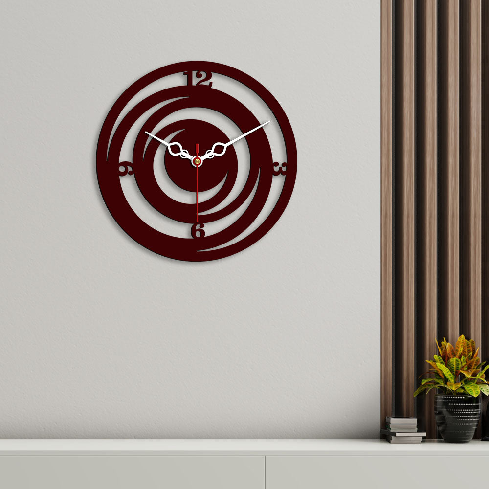 Circle Loops Shape Design Wooden Wall Clock