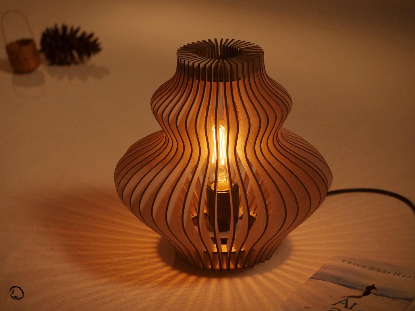 Pendant light fixture for ambient lighting