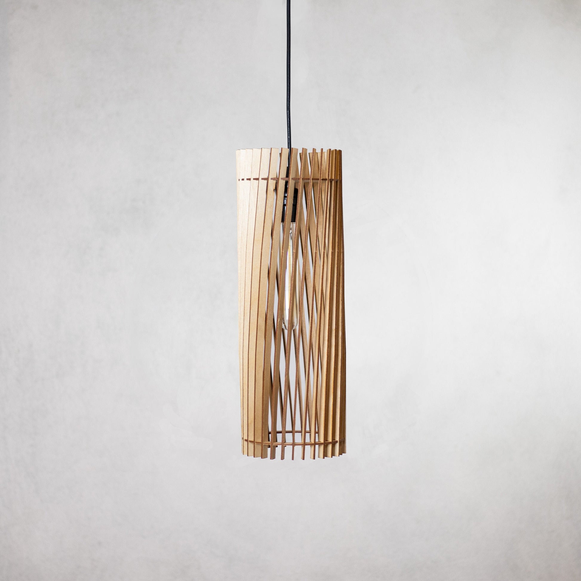 Scandinavian-inspired pendant light Pendant lamp with wooden accents